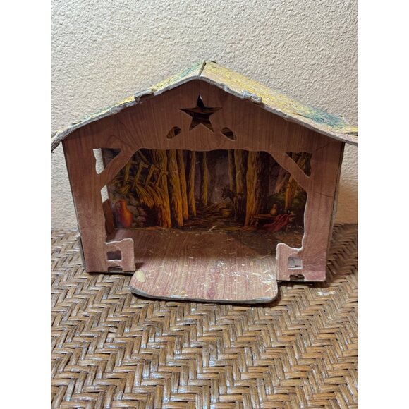 Vintage Hand-Painted Nativity Scene Set Of 12 Figurines And A Manger - Picture 14 of 15